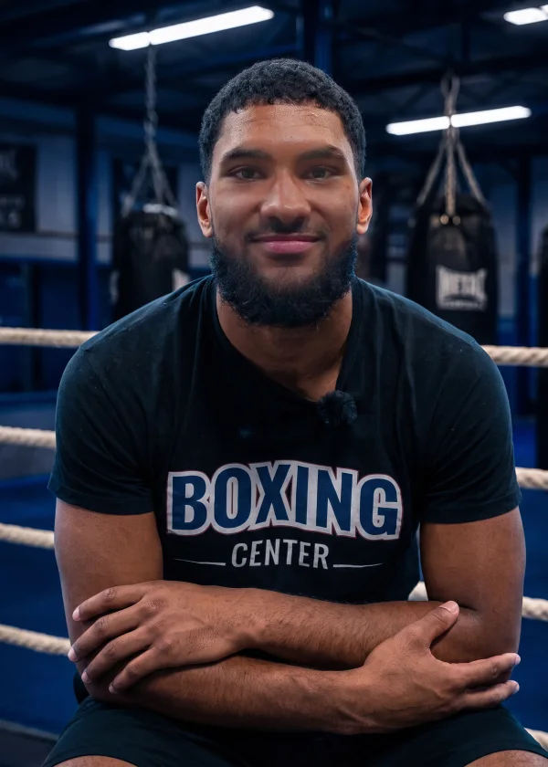 Lucas Kouyate, coach boxing center